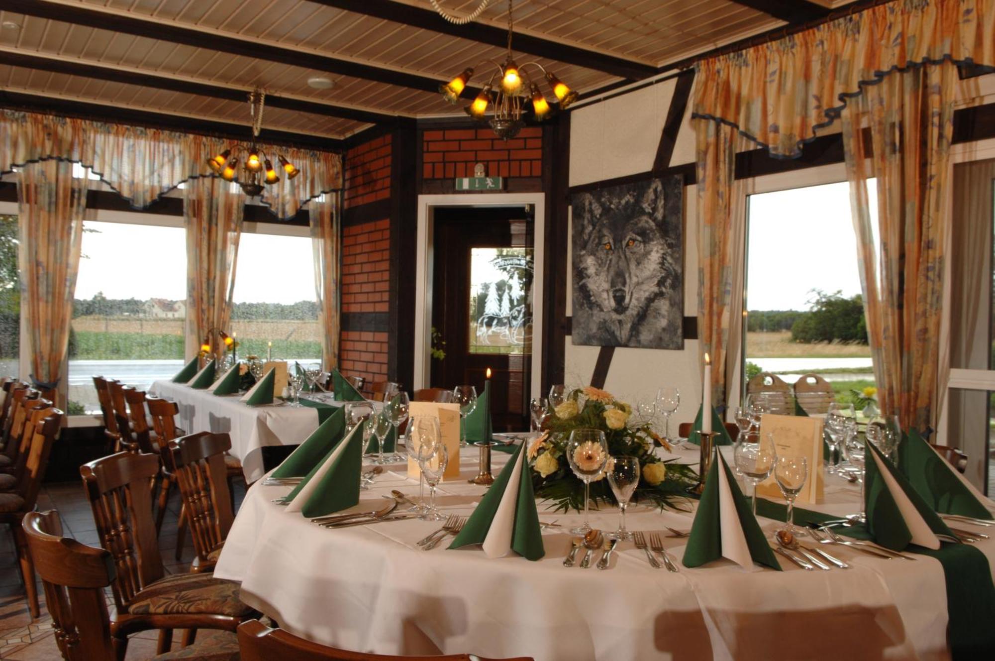 Wolfshotel am Arendsee Arendsee  Buitenkant foto