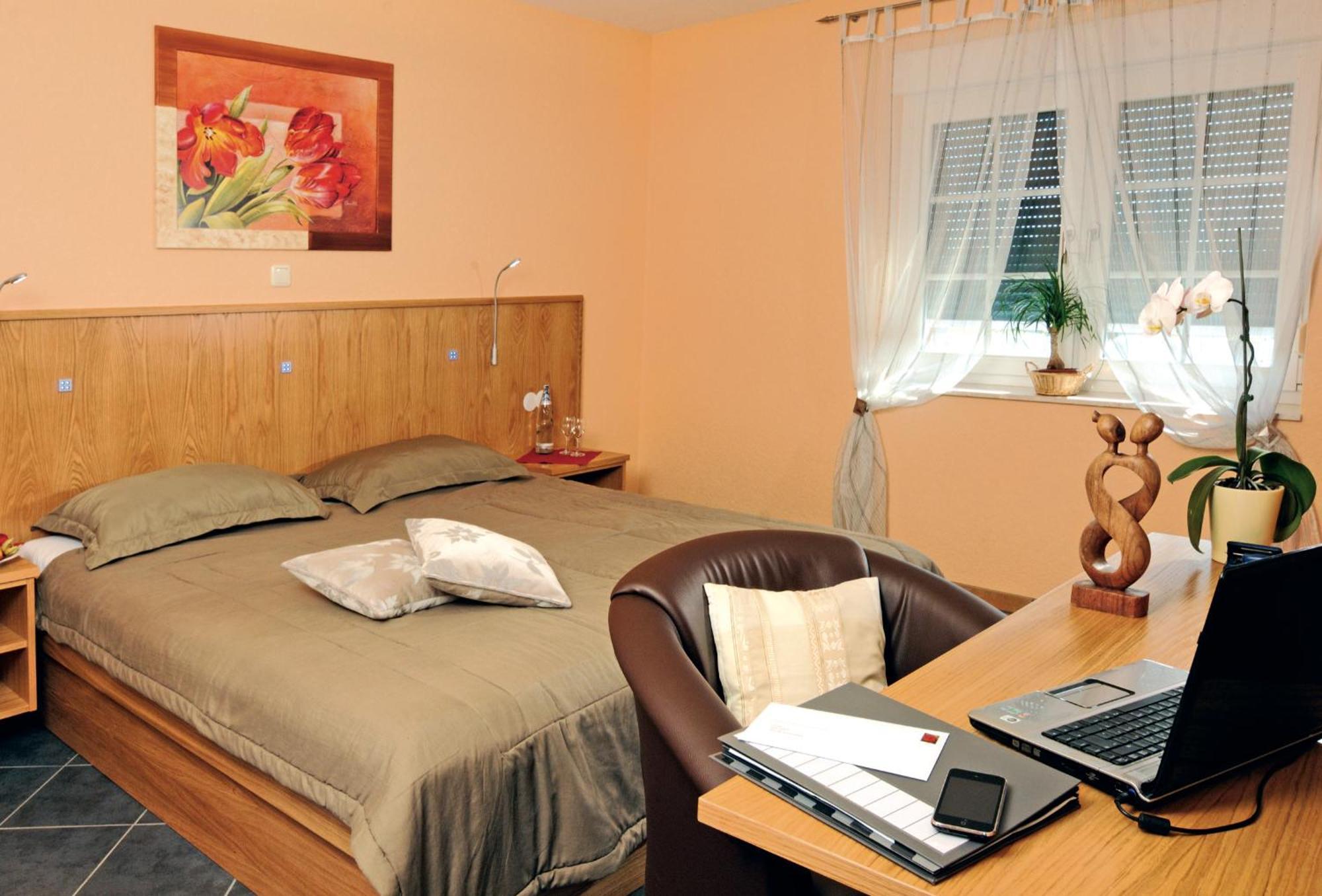 Wolfshotel am Arendsee Arendsee  Buitenkant foto